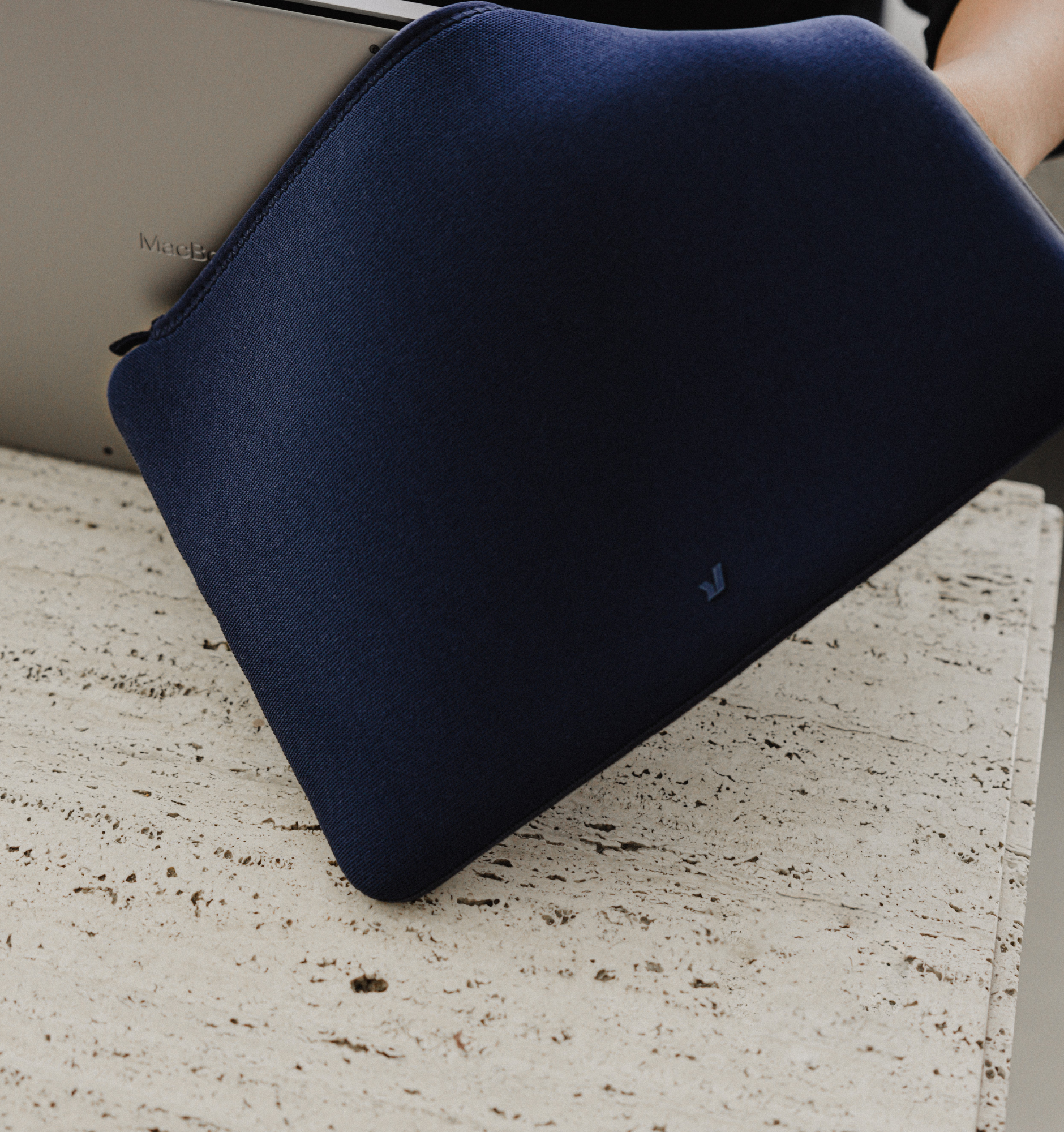 #Colour_Navy